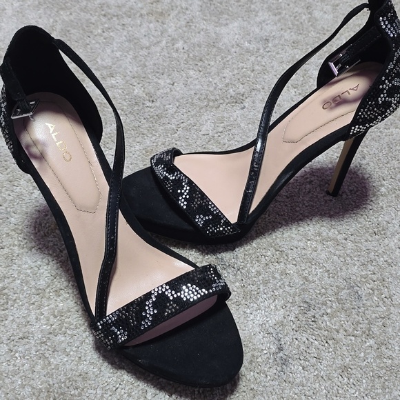Aldo Shoes - Aldo Strappy Round Toe High Heels With Gemstones - Size 8 Worn